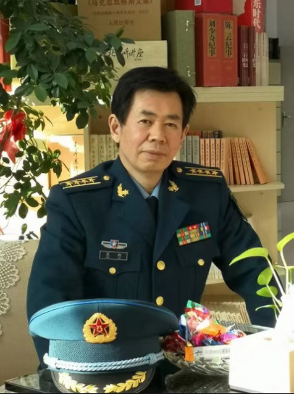 中国空军大校戴旭:"中美一旦发生战争,美国有实力将中国的沿海城市