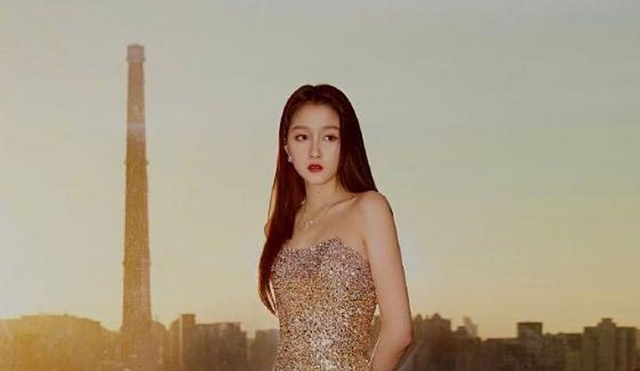 关晓彤最近在微博上晒出了一张cos姜子牙的照片,十分的惹眼袭击,网友