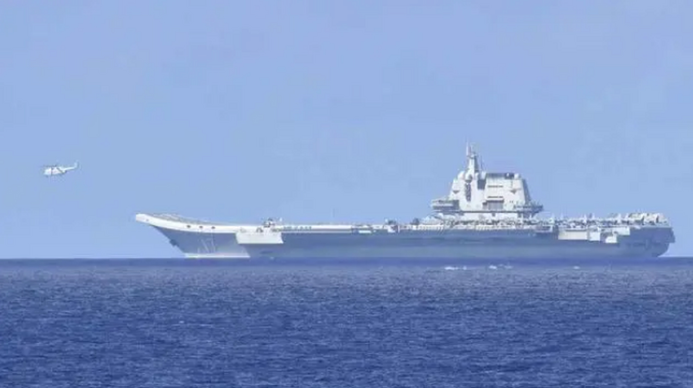 山东舰新动态,半个月起降舰载机610次,逼近台岛200公里海域,据来自