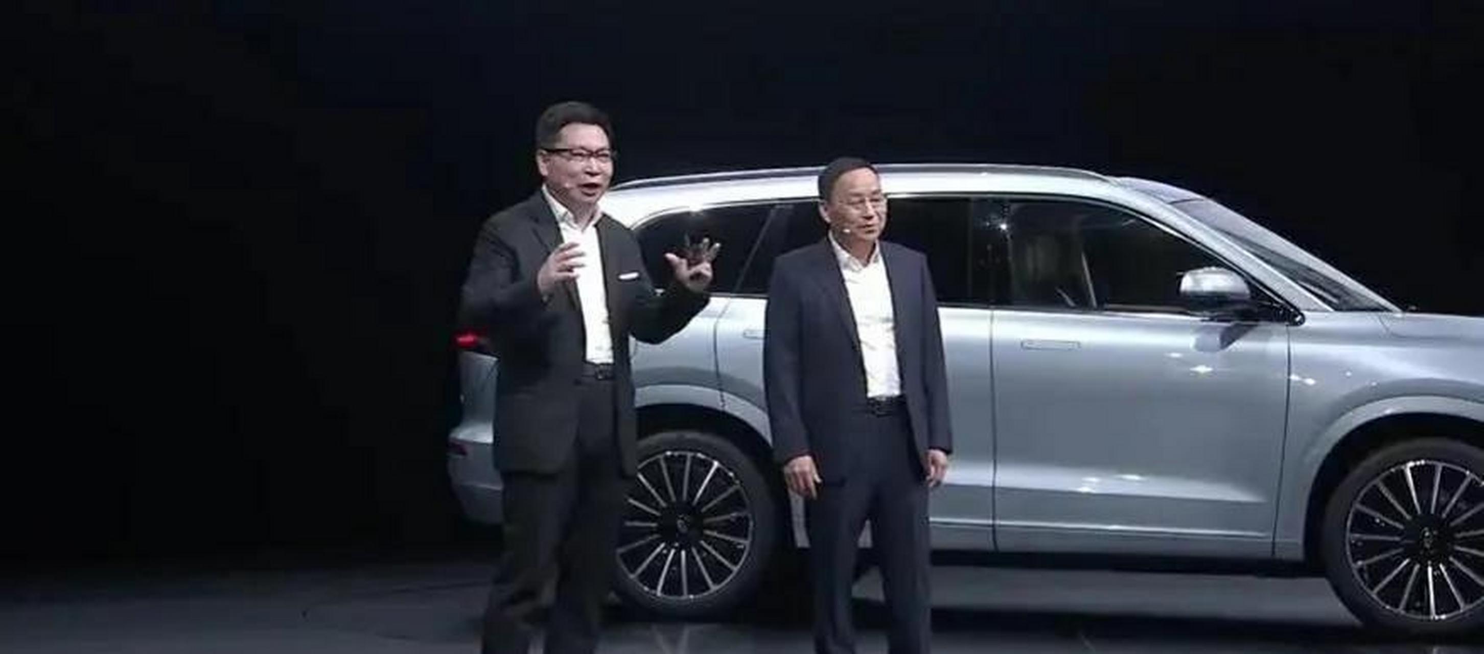 近日,华为两个重量级人物纷纷对造不造车做出表态.