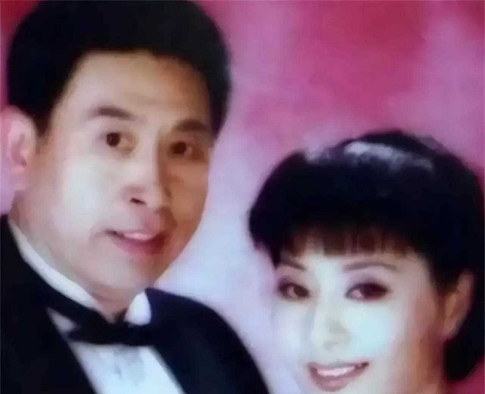 1987年,31歲的殷秀梅嫁給大10歲的程志,結婚當晚送走賓客,殷秀梅忽然