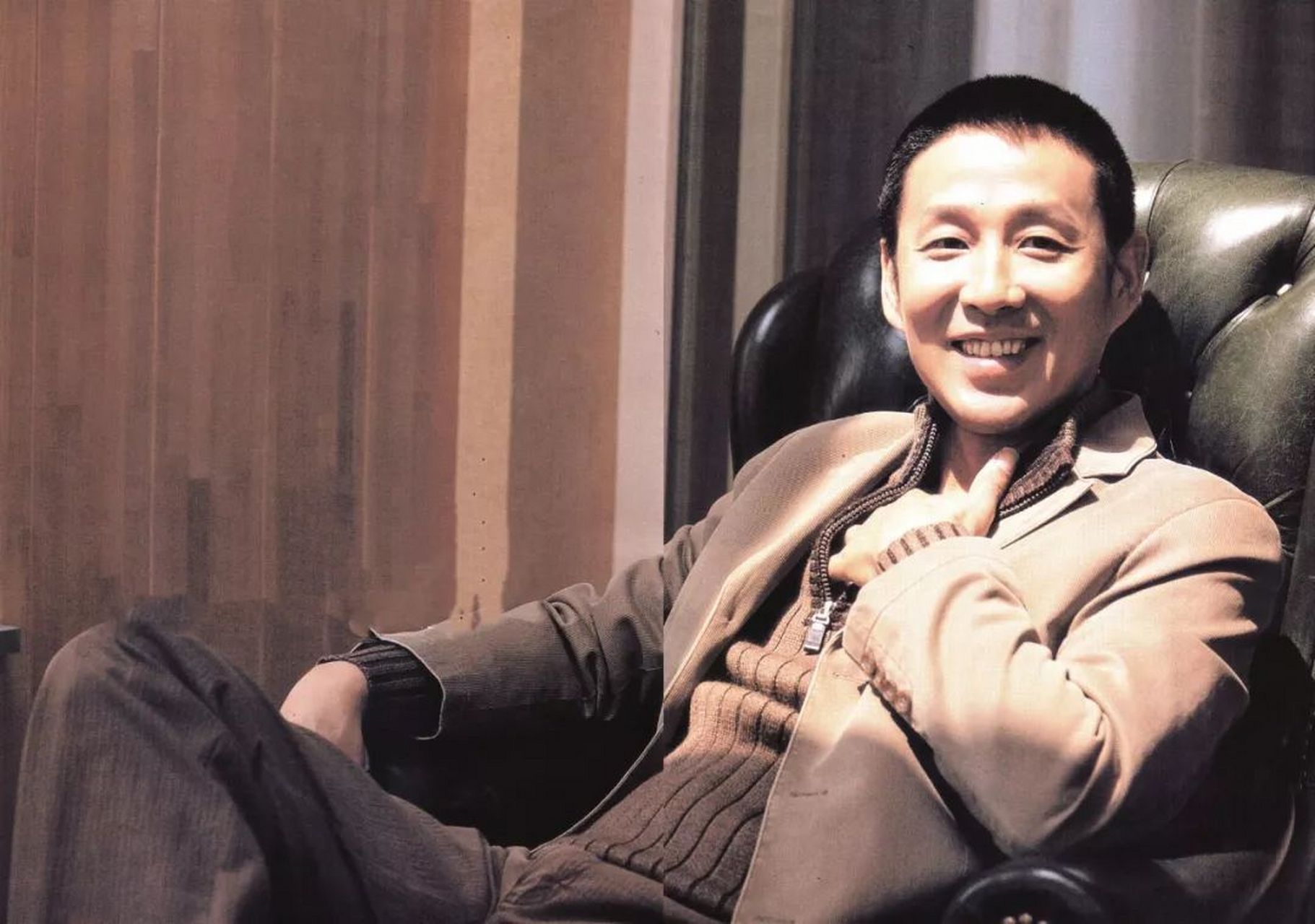 年轻时,陈道明因拍摄《围城》认识了钱钟书.