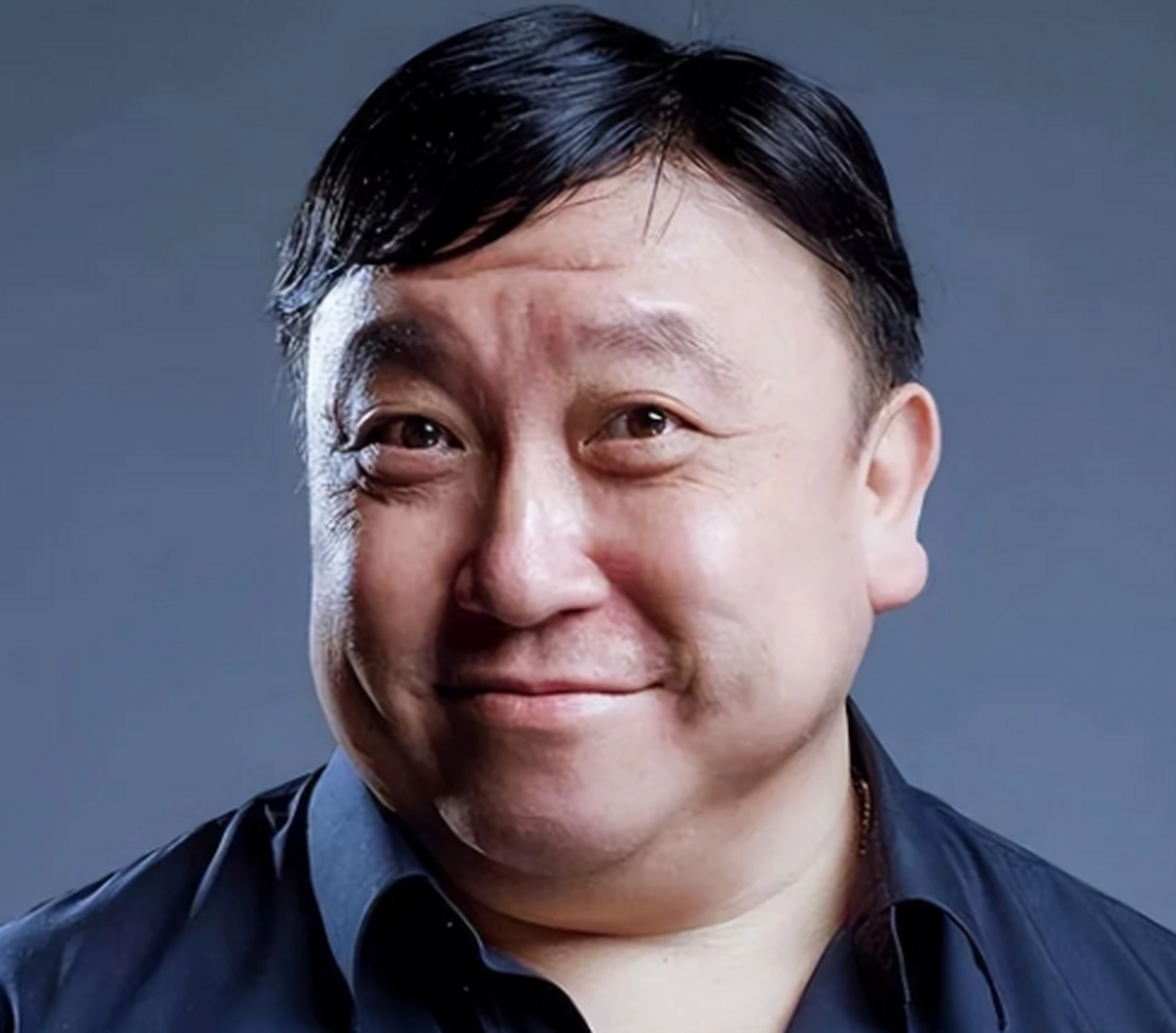 王晶怒怼卖国卖港的萧若元:拍向华强马屁挂名监制,只拍过玉蒲团