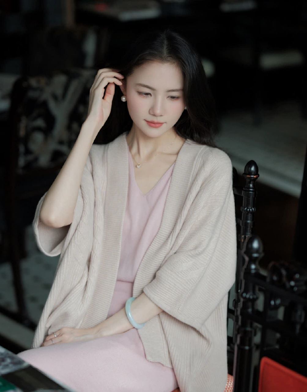是温柔知性的姐姐风格吗?|||微风轻轻吹过~   #我每日[话题]