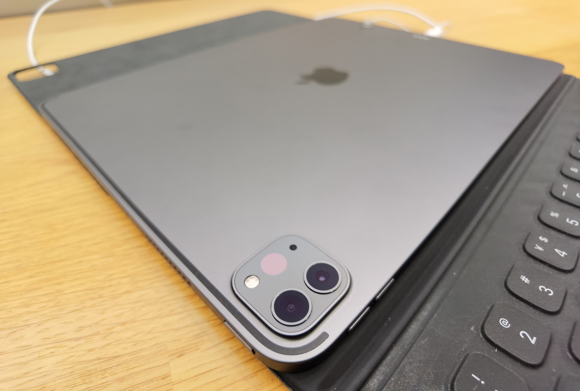 震撼之心,mini-led显示屏这就是ipad pro 新生代 m1 动力,震撼的 xdr