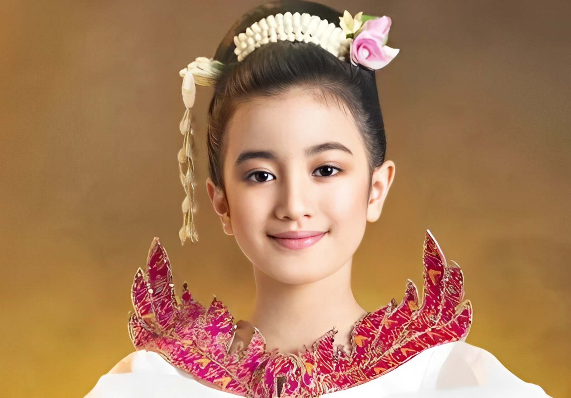 离开我,女儿."2011年,柬埔寨公主德丝正在湘潭大学学习.