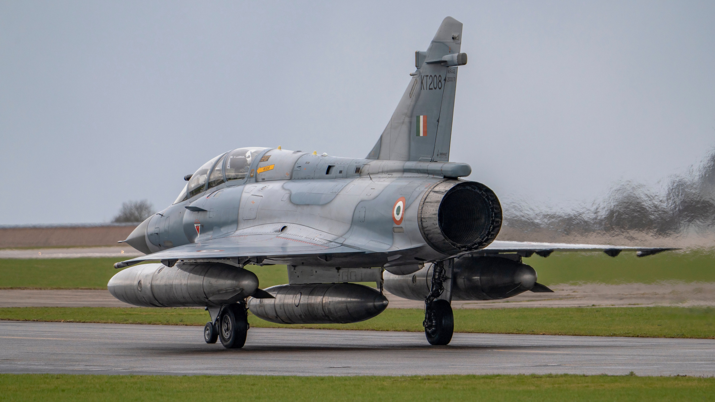 印度空军装备的幻影2000ti战斗机,这批战斗机是上世纪80年代的产品