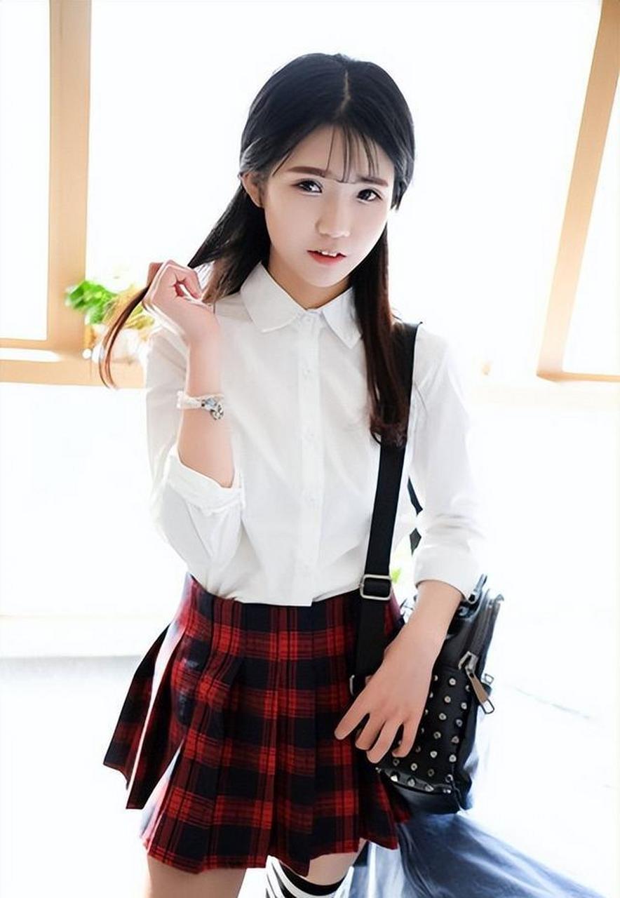 楚楚惹人怜的可爱白衬衫jk制服学生妹