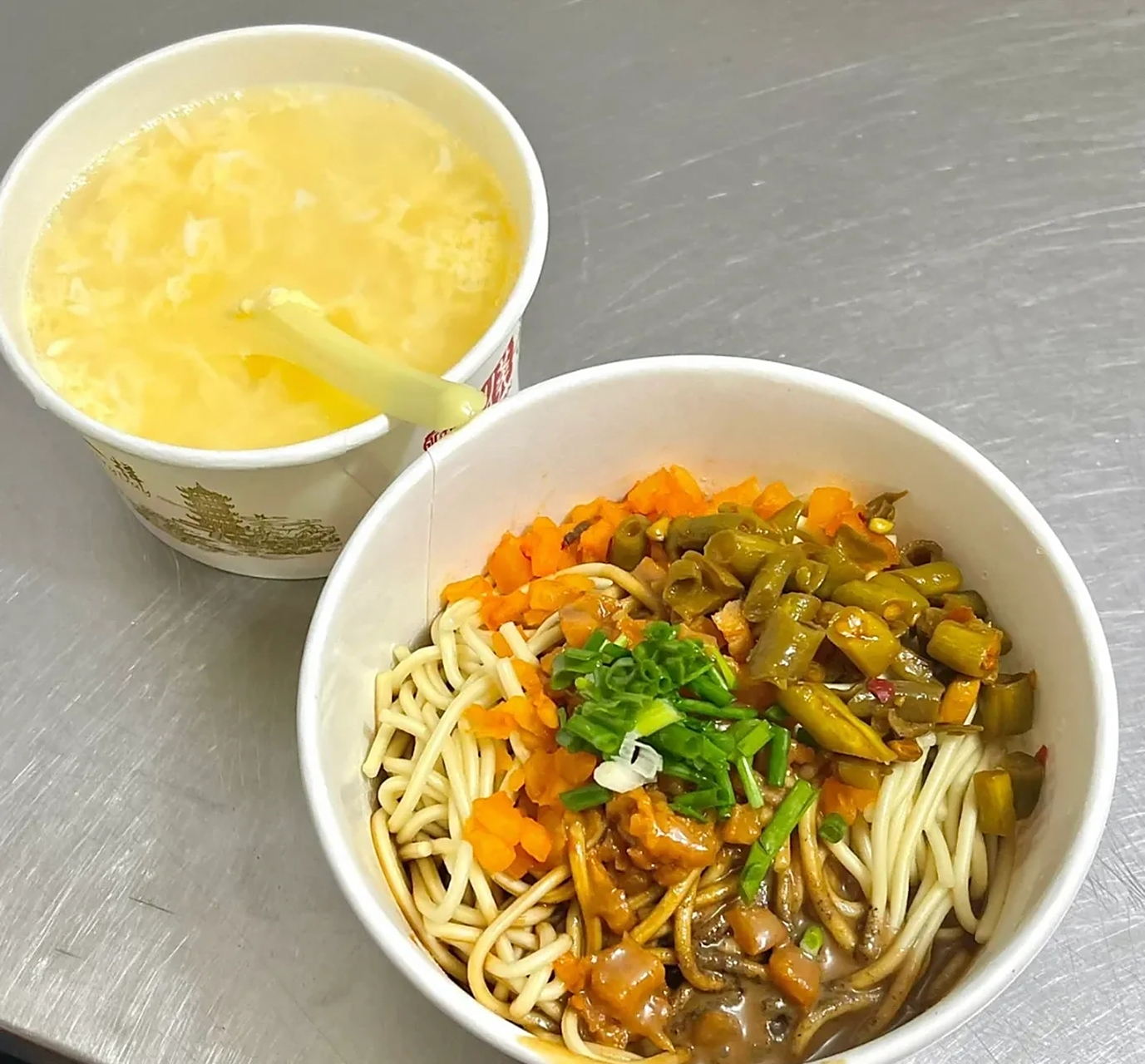 图一,东莞打工人的早餐 图二,武汉打工人的早餐 图三,南京打工人的