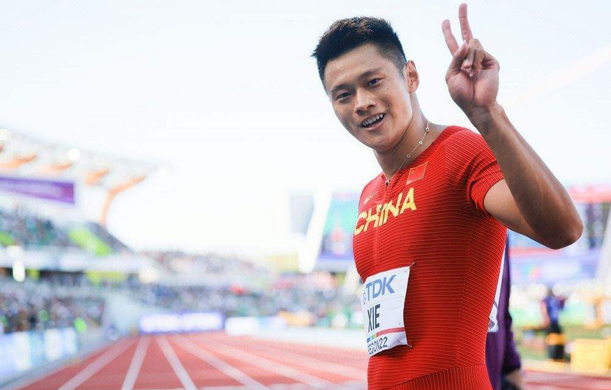 这样,谢震业在全国冠军赛斩获两冠,很棒啊