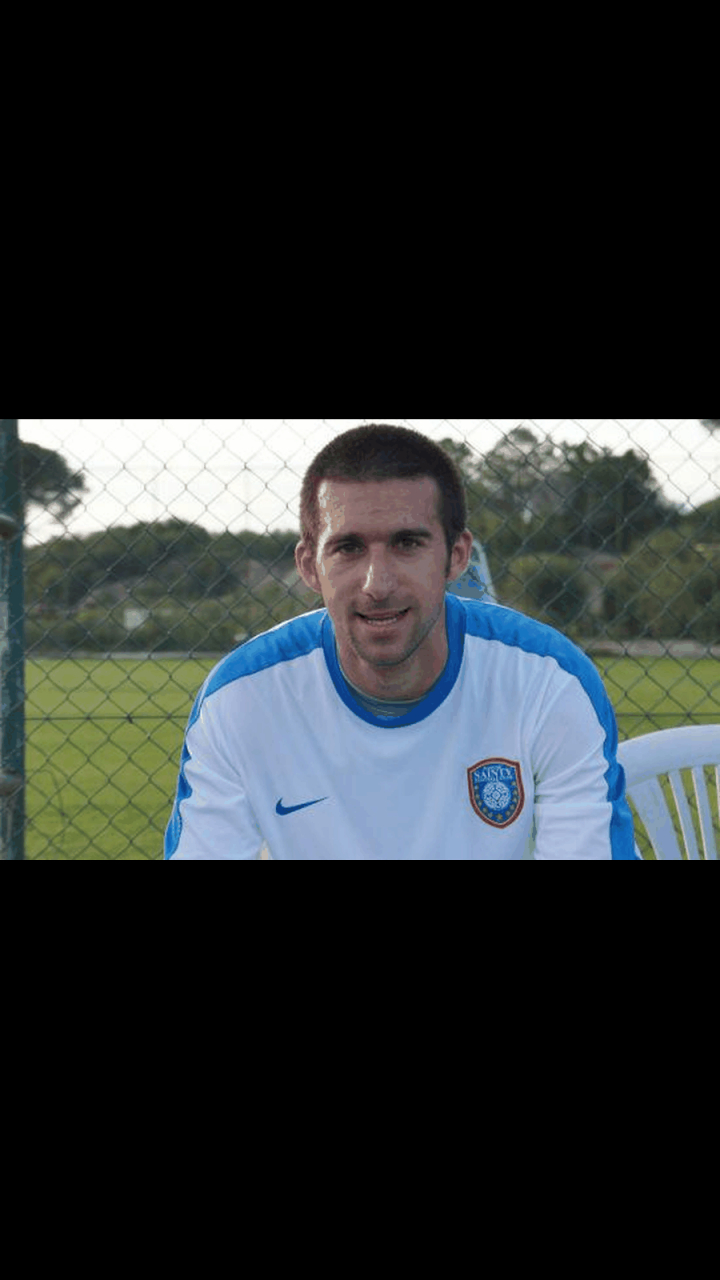 gif创作人# 中超高性价比外援年薪一览 达纳拉赫——一度只有18万