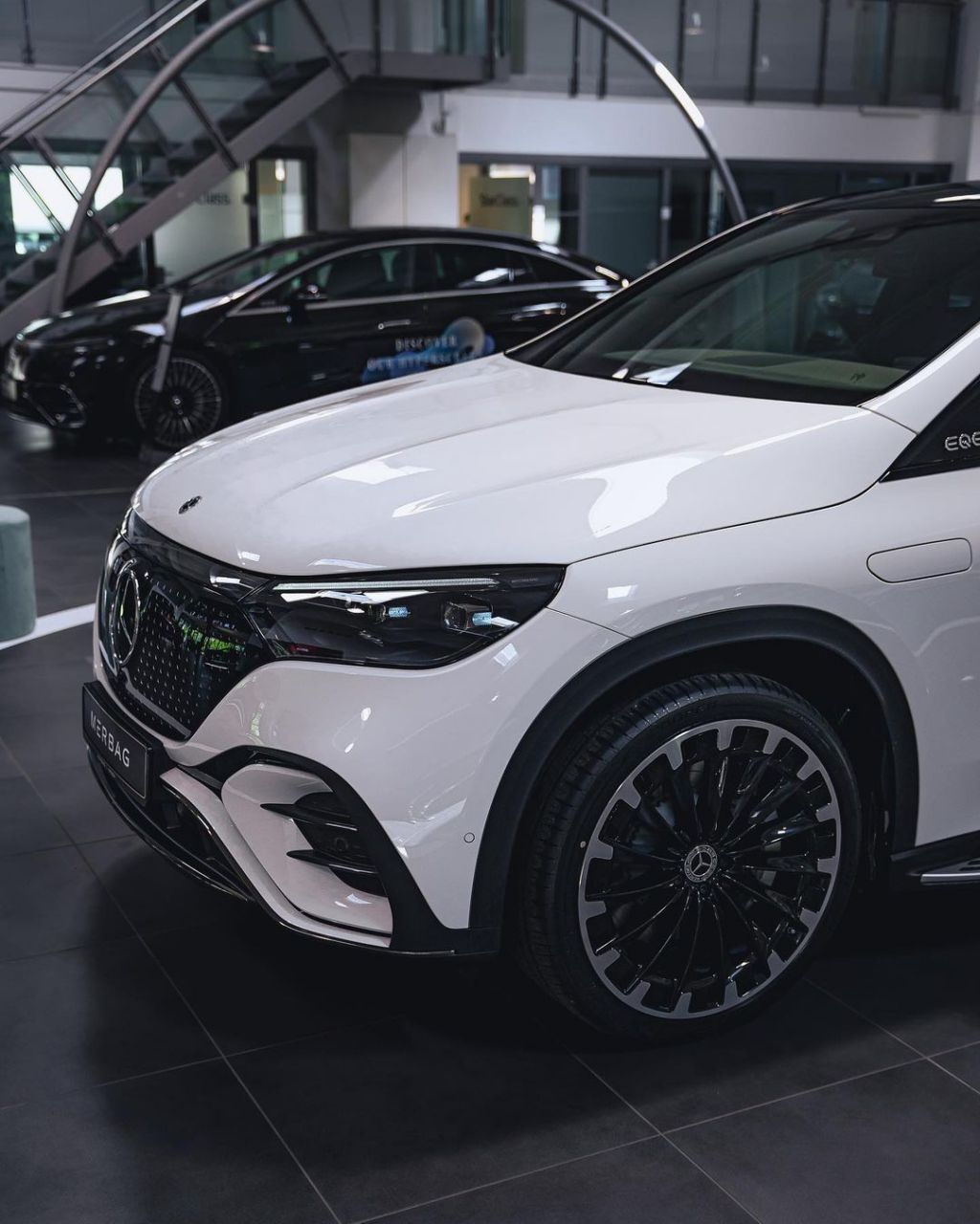mercedesbenz eqe suv~350 奔驰eqe suv  豪车超跑  car时尚