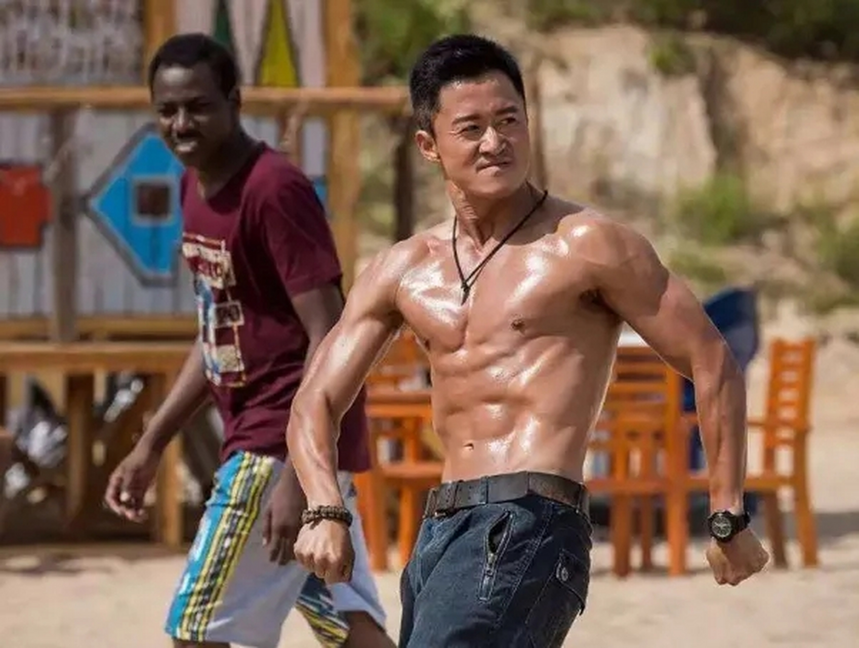 看武打明星的肌肉你们觉得谁最能打?