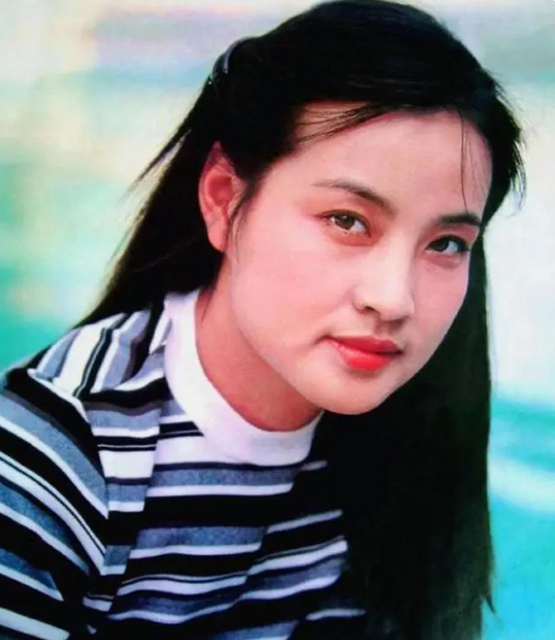 刘晓庆# 刘晓庆,一位70多岁的女演员,近日引起了网友的热议.