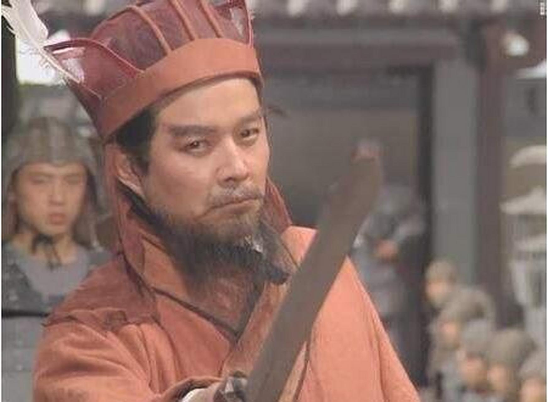 董卓:尔要试试我宝剑锋利吗 袁绍:吾剑也未尝不利也!