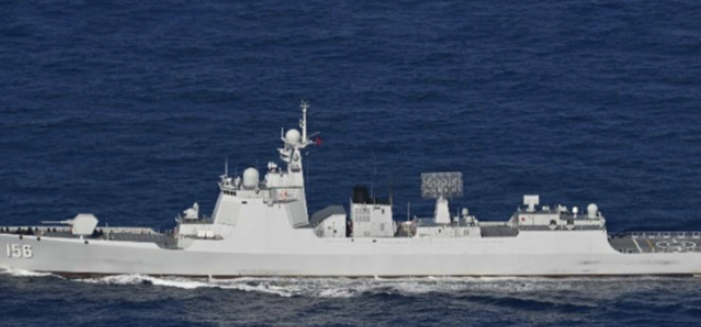 052dl穿越大隅海峡,美航母打击群就在不远处,警告目的明确 052dl导弹