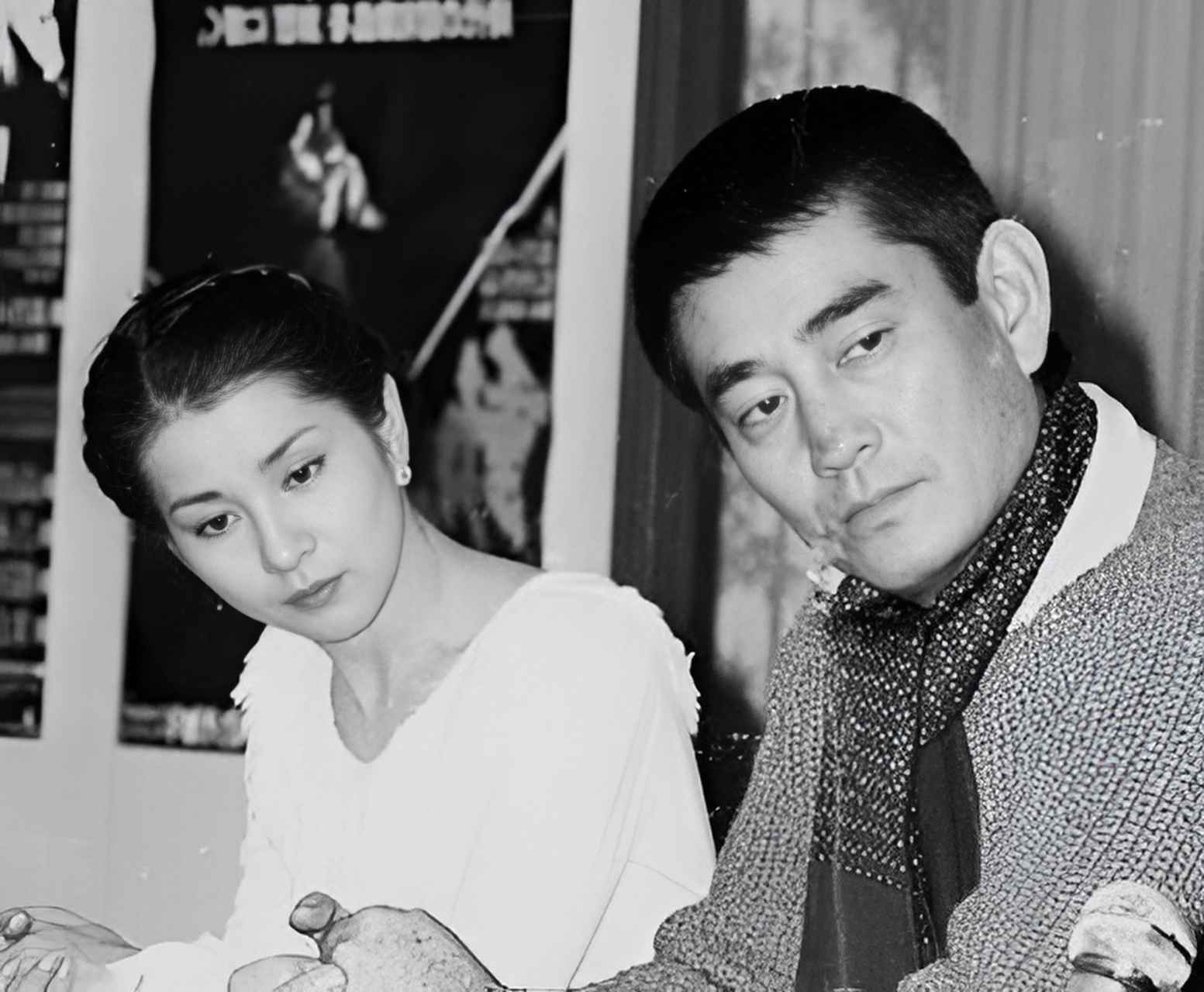 2014,高仓健离开人世,他将40亿遗产全部都留给了年轻漂亮的保姆小田贵