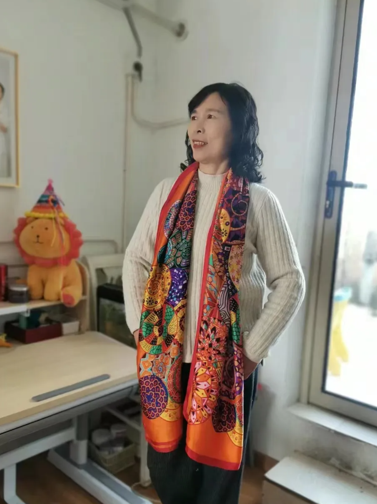 婆婆心直口快乐于助人 在一个小镇上,住着一个善