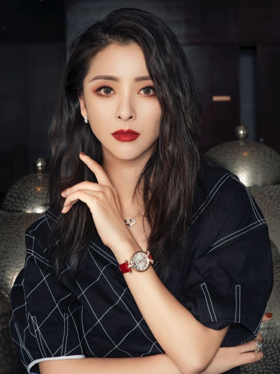 黄小蕾,这位充满活力和热情的女士,她的开朗和笑容总是能感染到身边