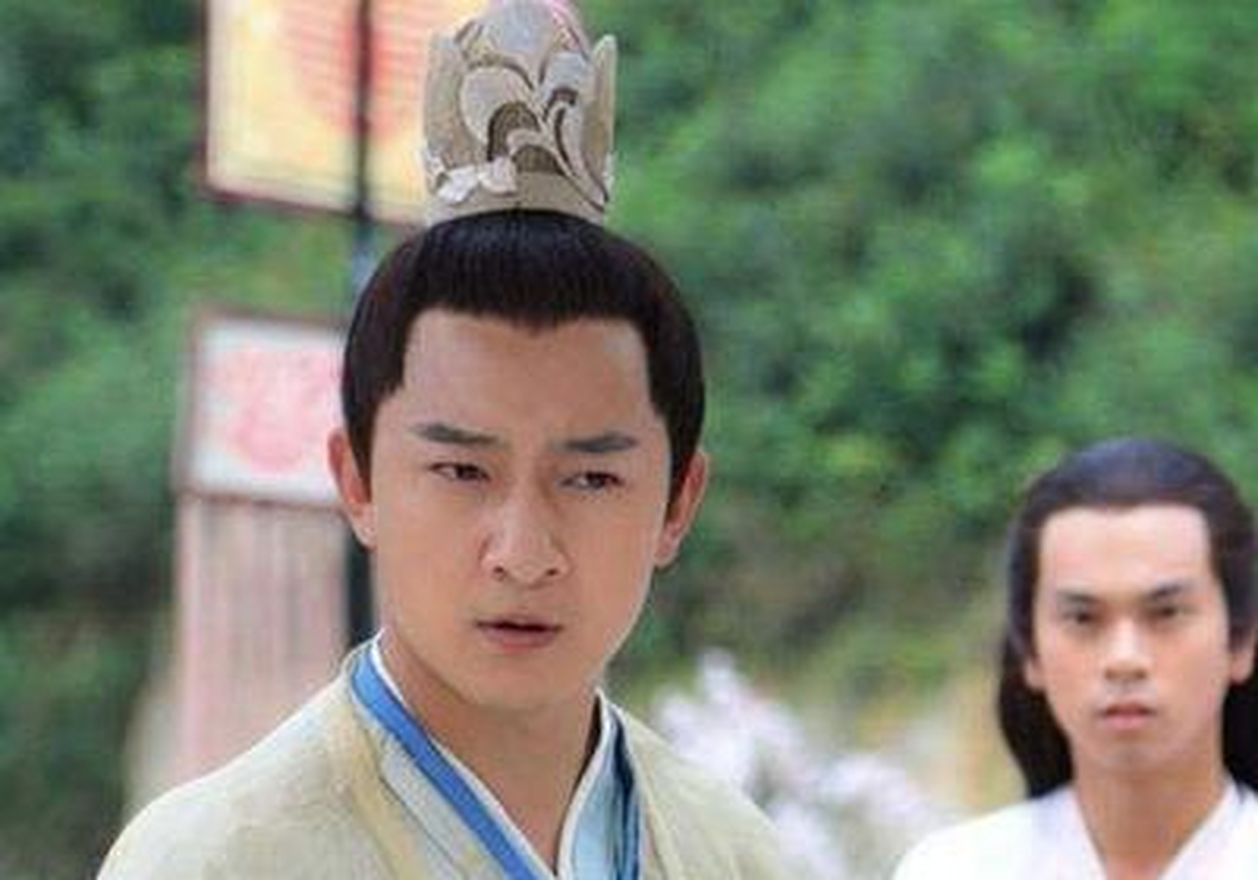 演员苗驰因出演2015年热播剧,《花千骨》中儒尊笙萧默一角而给观众留