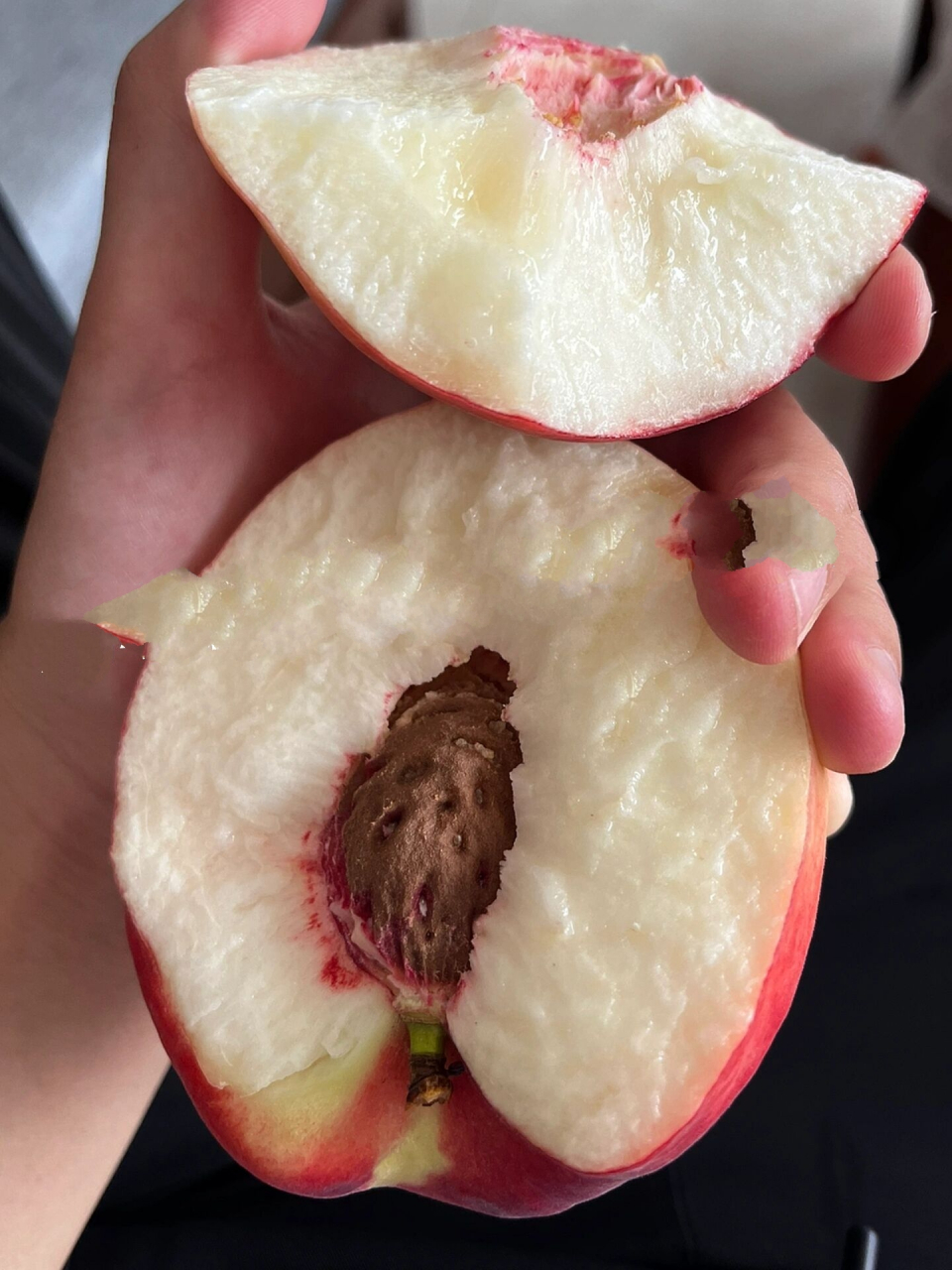 离核大脆甜桃 14号 平谷大桃	"   14号,集 "果型大,离核,口感脆甜"于