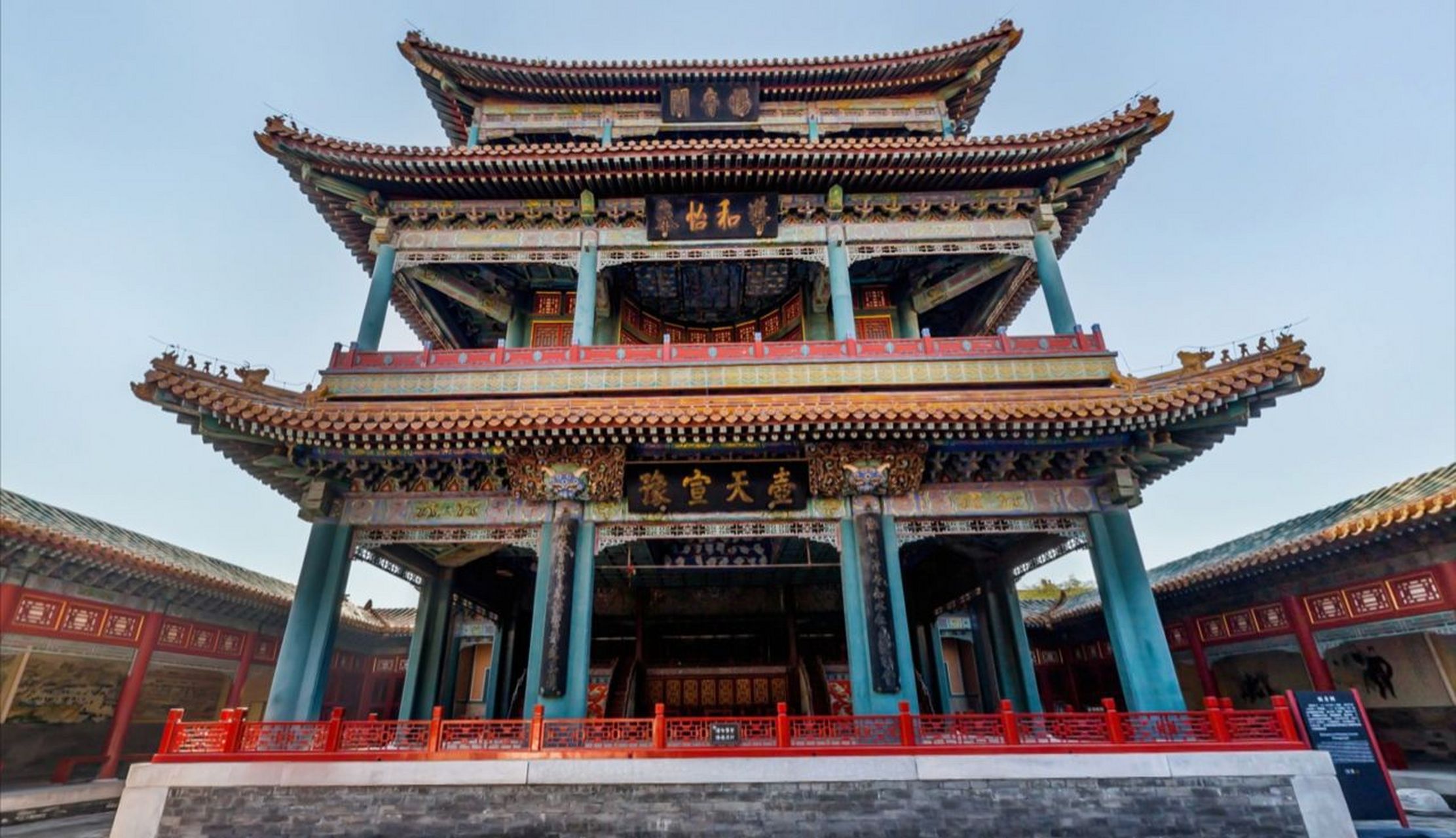 畅音阁是仅存的三层戏楼吗? 	 99宫廷戏台的最高规格便为三层戏楼.