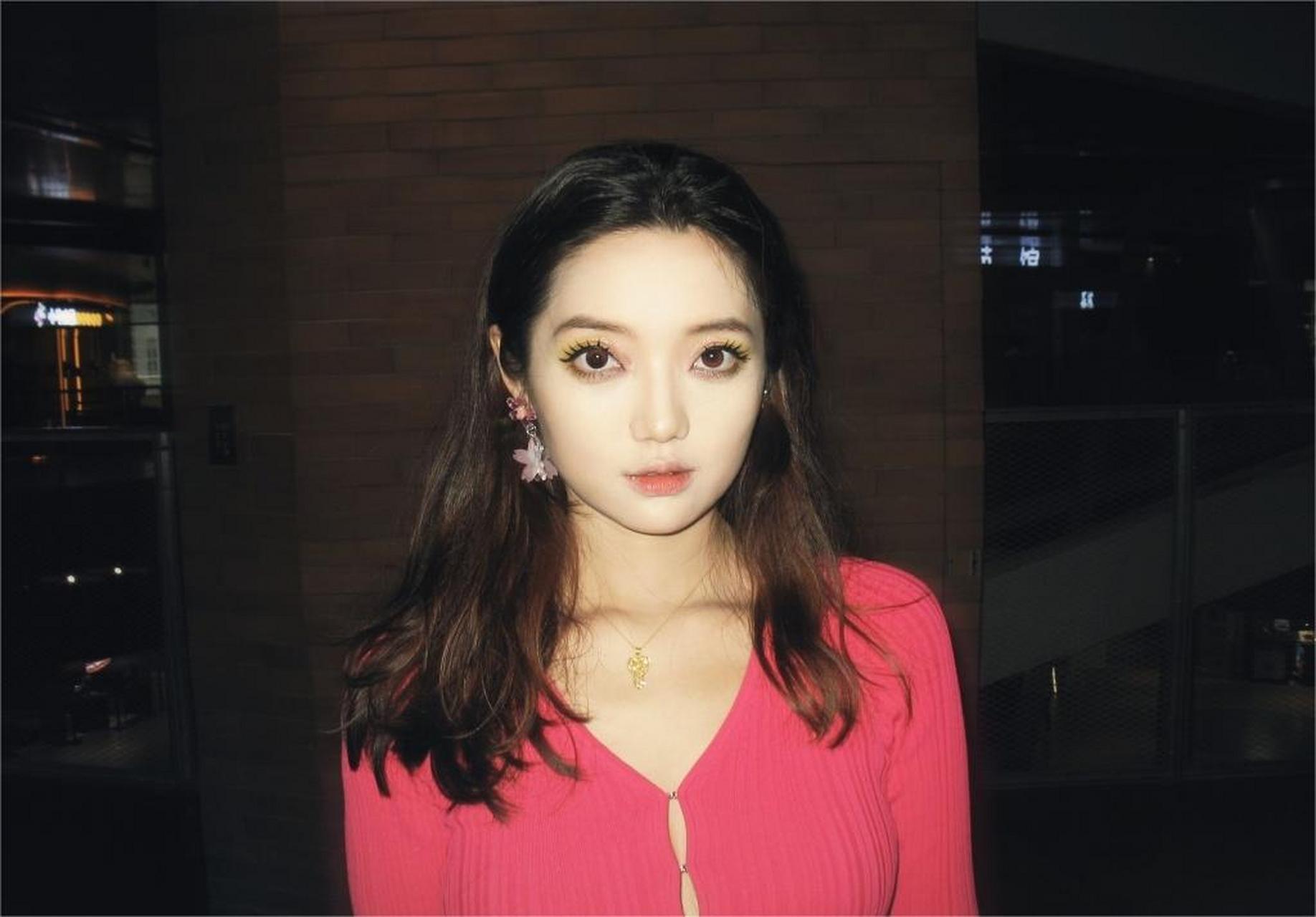 张兆艺回应被妈妈家暴# 很少听见被母亲家暴的,也有可能是孩子太小