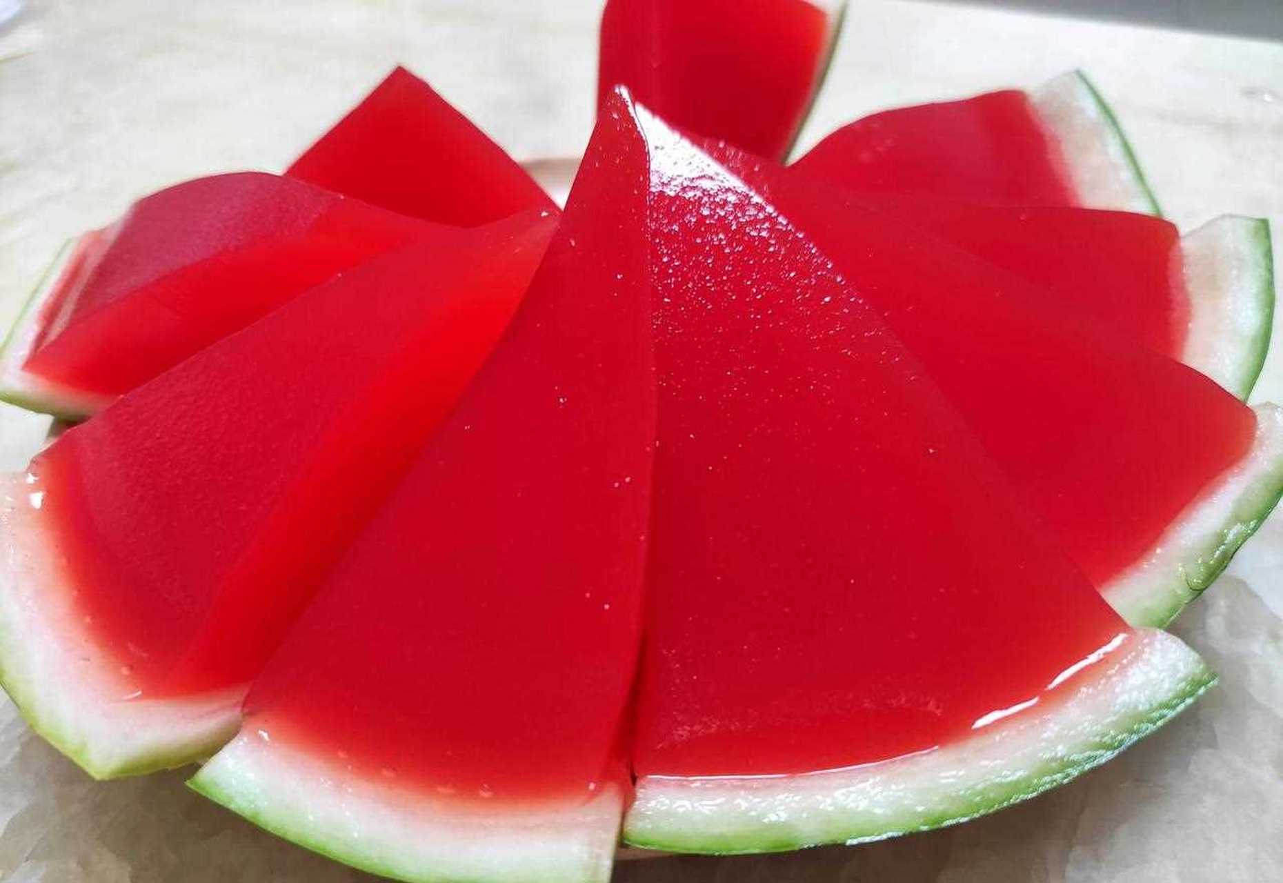 为什么非要做成网红果冻西瓜,不知道是因为火了,大家才喜欢跟风做