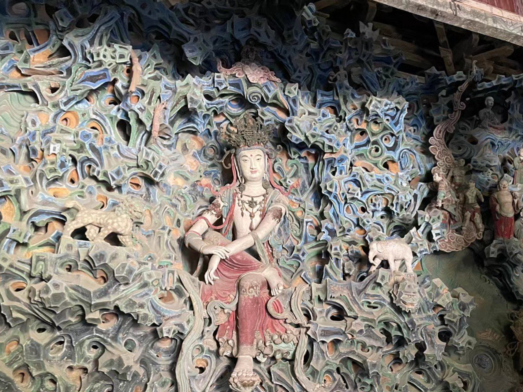 网友分享:被正定隆兴寺的这座倒坐观音像震撼了,闻所未闻,见所未见