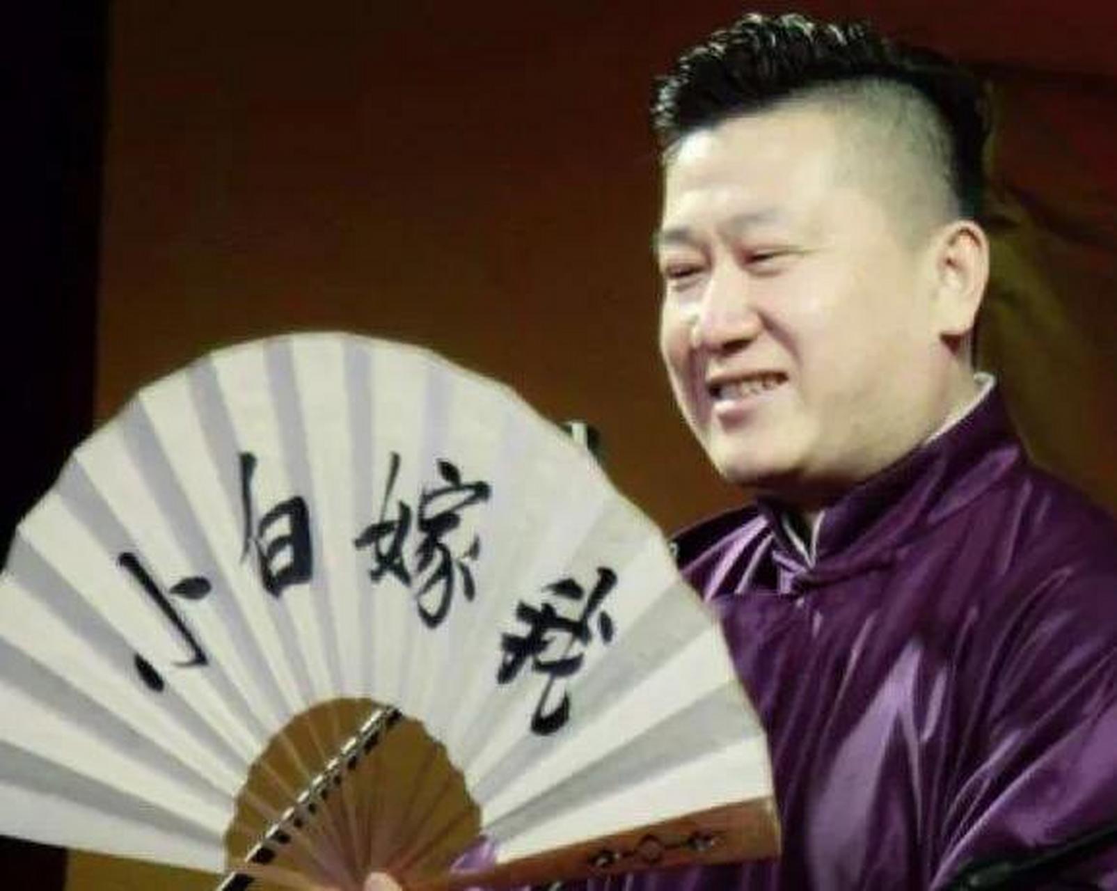 说起"小白"张鹤伦,总也离不开当初在《笑傲江湖》中表演相声时,提到的