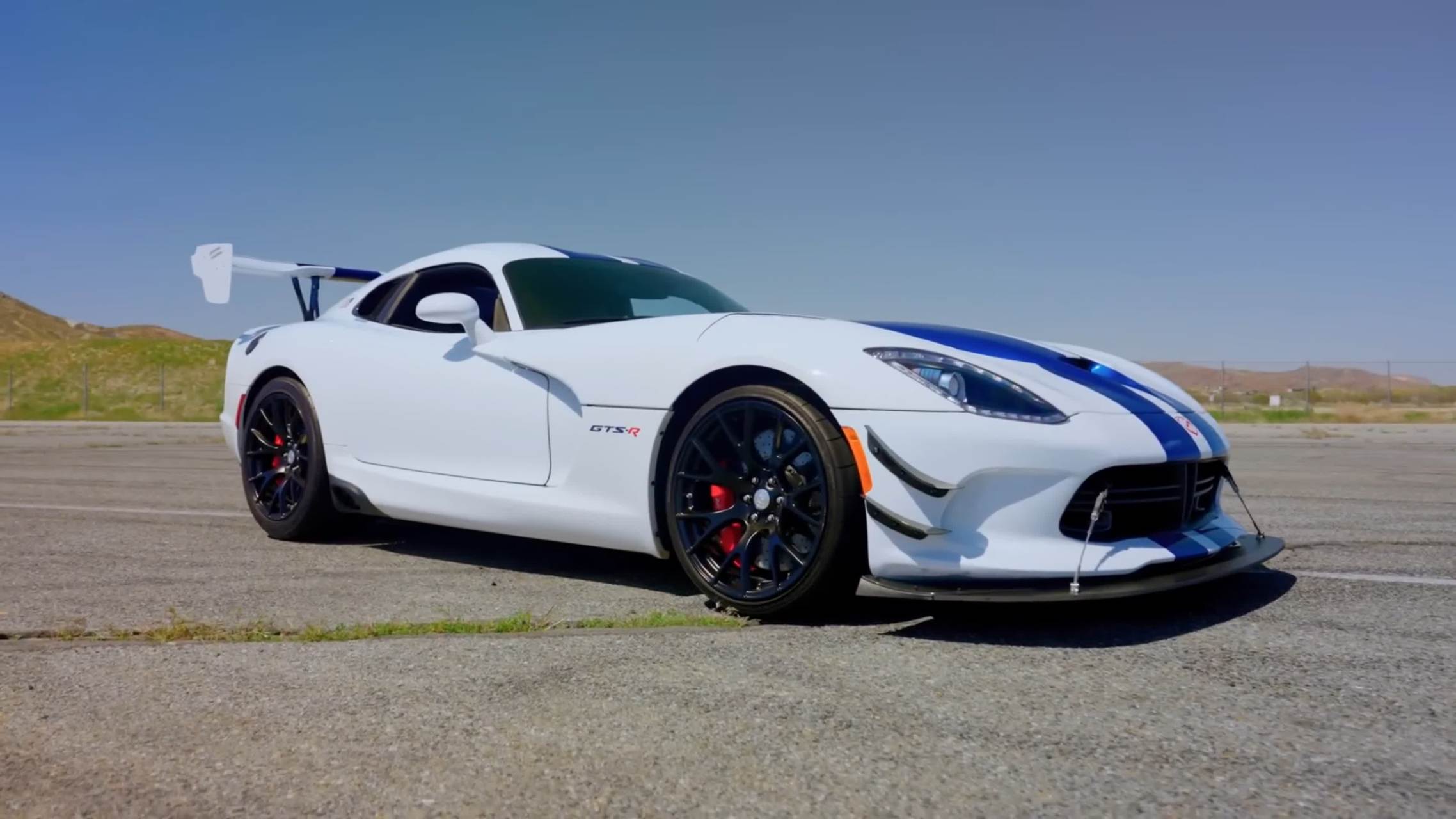 道奇 蝰蛇 的进化史 王者的落寞 凋谢的暴力美学传奇!