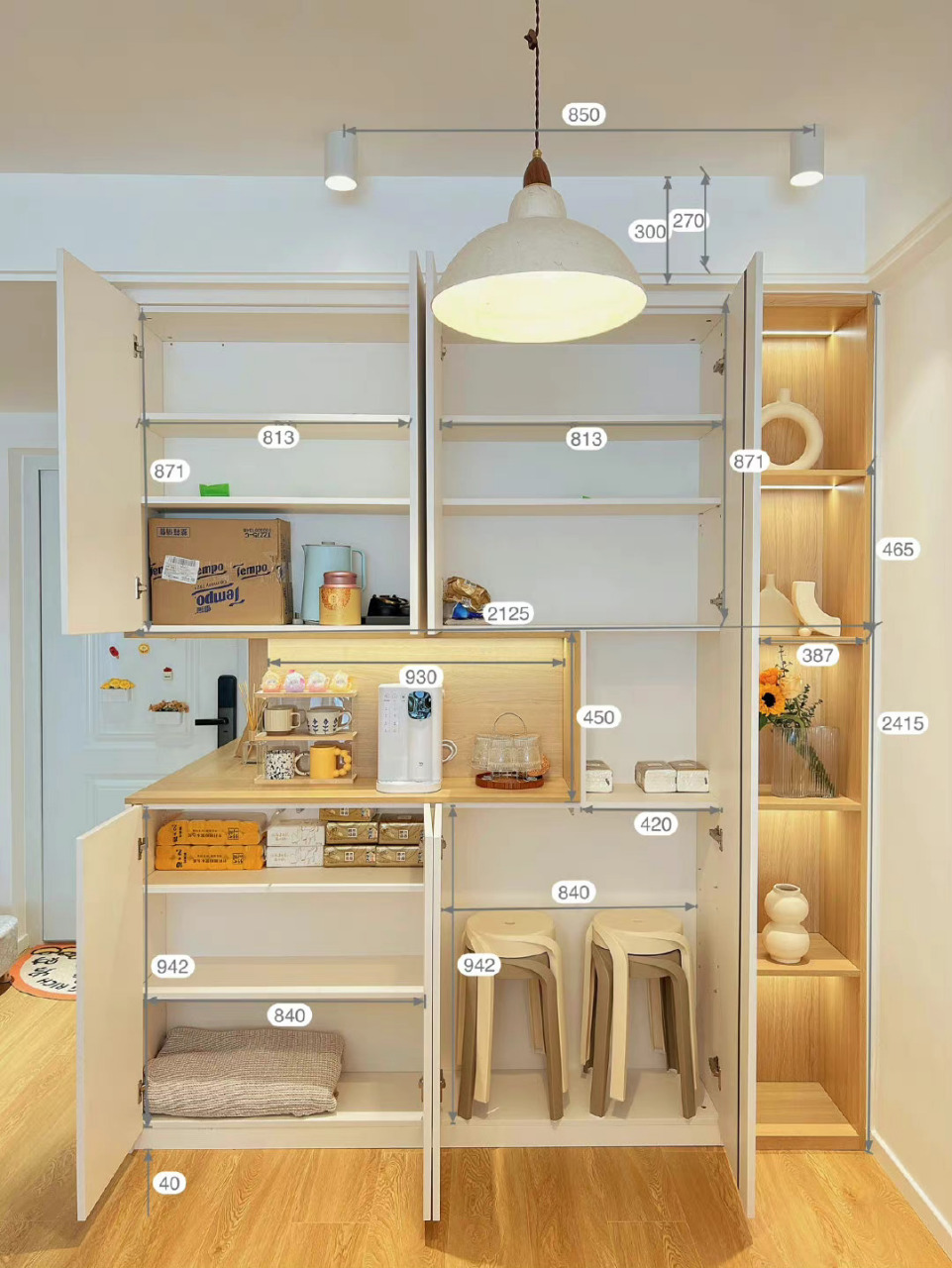 装修攻略之鞋柜设计 这套原木风格根据户型调整了设计方案 将入户鞋柜