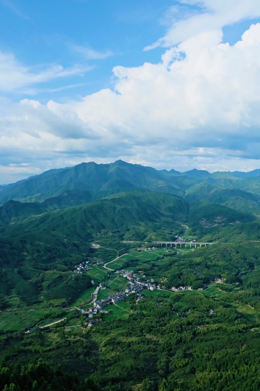 浮盖山|探险 攀爬 徒步 登山体验感最棒的山  浮盖山,这座让我体验到
