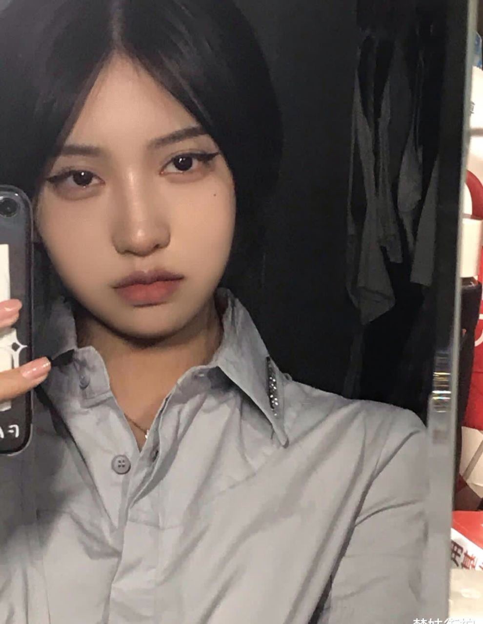 丹凤眼小姐姐御姐范儿十足,霸气美丽优雅高贵让人眼前一亮