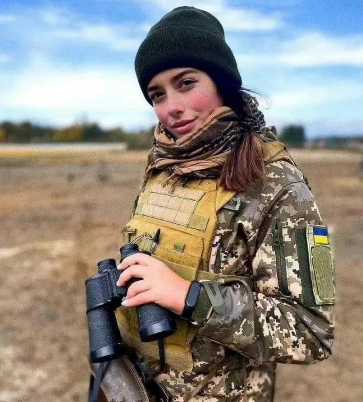 乌克兰最美女兵图片