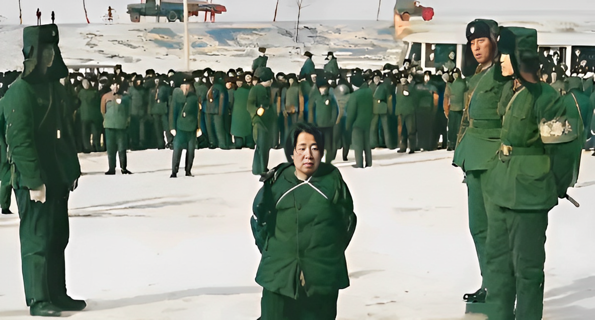 1980年,燃料公司经理员工王守信在黑龙江宾县刑场被判贪污53万美元,他