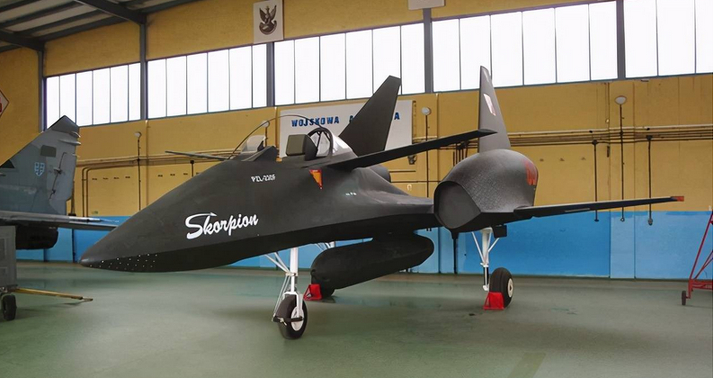 波兰下马的"蝎子"攻击机轻型: pzl-230"蝎子"攻击机,冷战时期的80年代