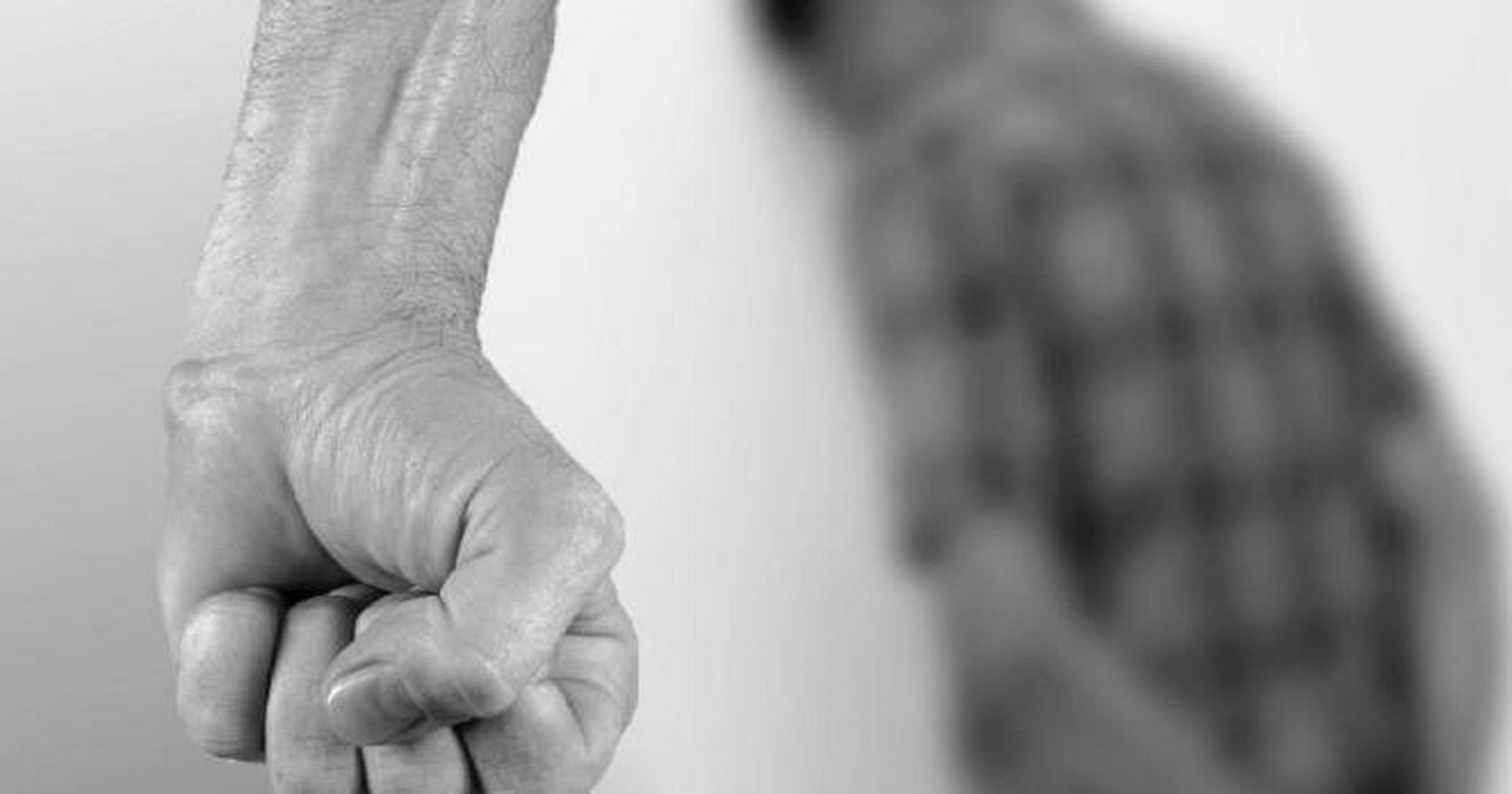 近日,一起惊心的校园暴力事件揭开了韩国的疮疤.