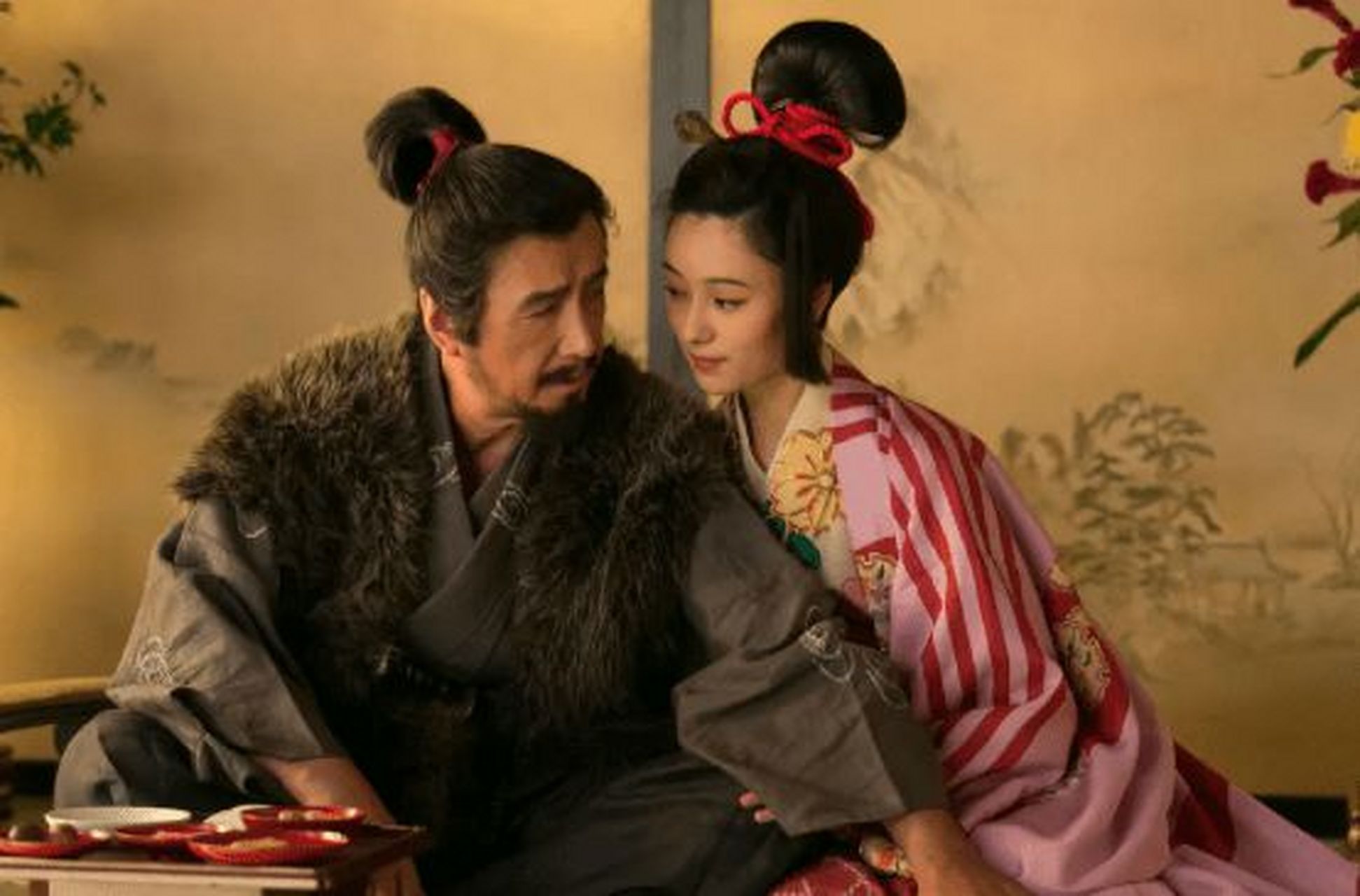 《源氏物语》一书中,记载了日本人的一个奇怪风俗.