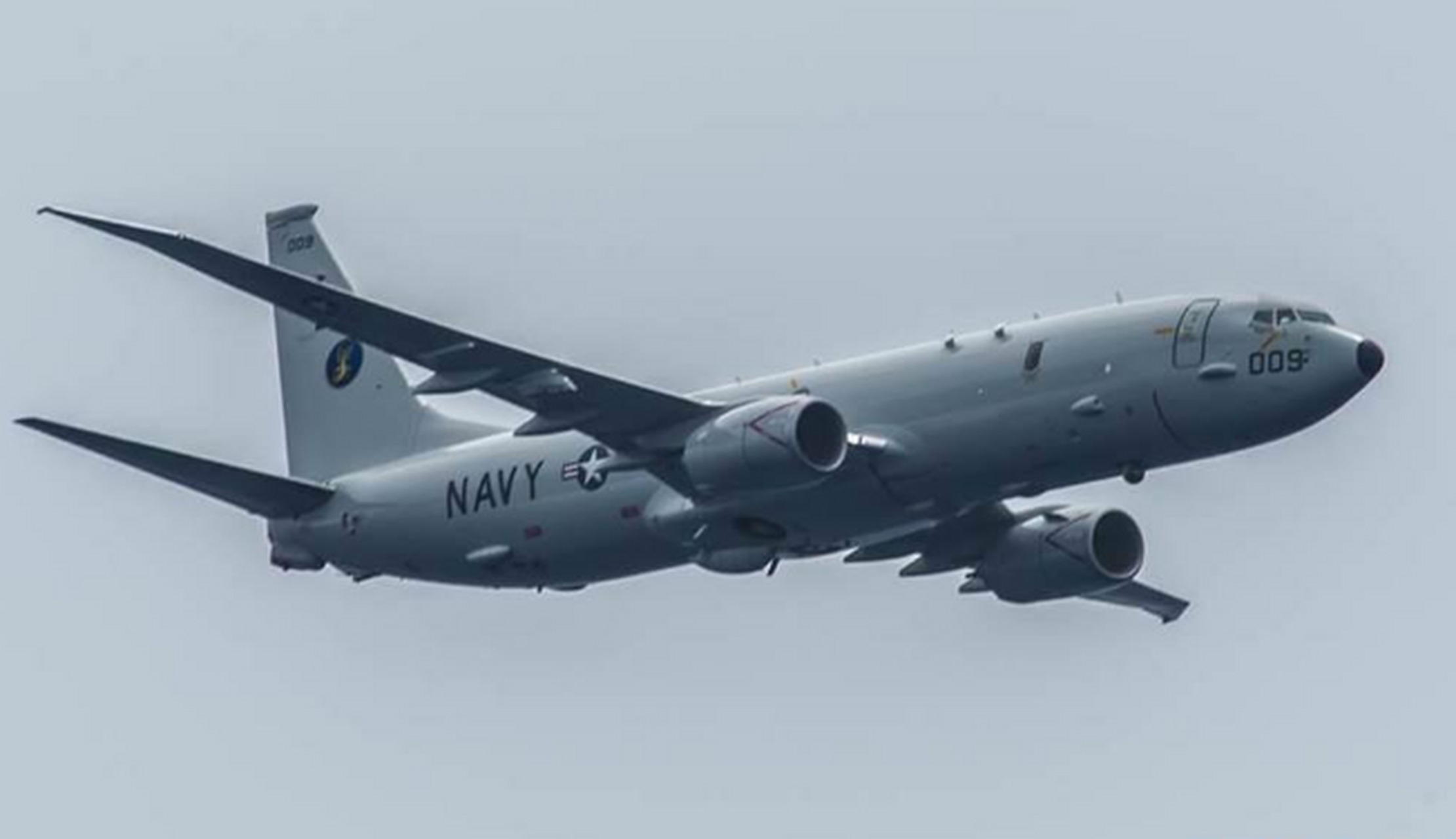 美国第七舰队称,一架美国海军p-8a"海神"(poseidon)反潜巡逻机本周五