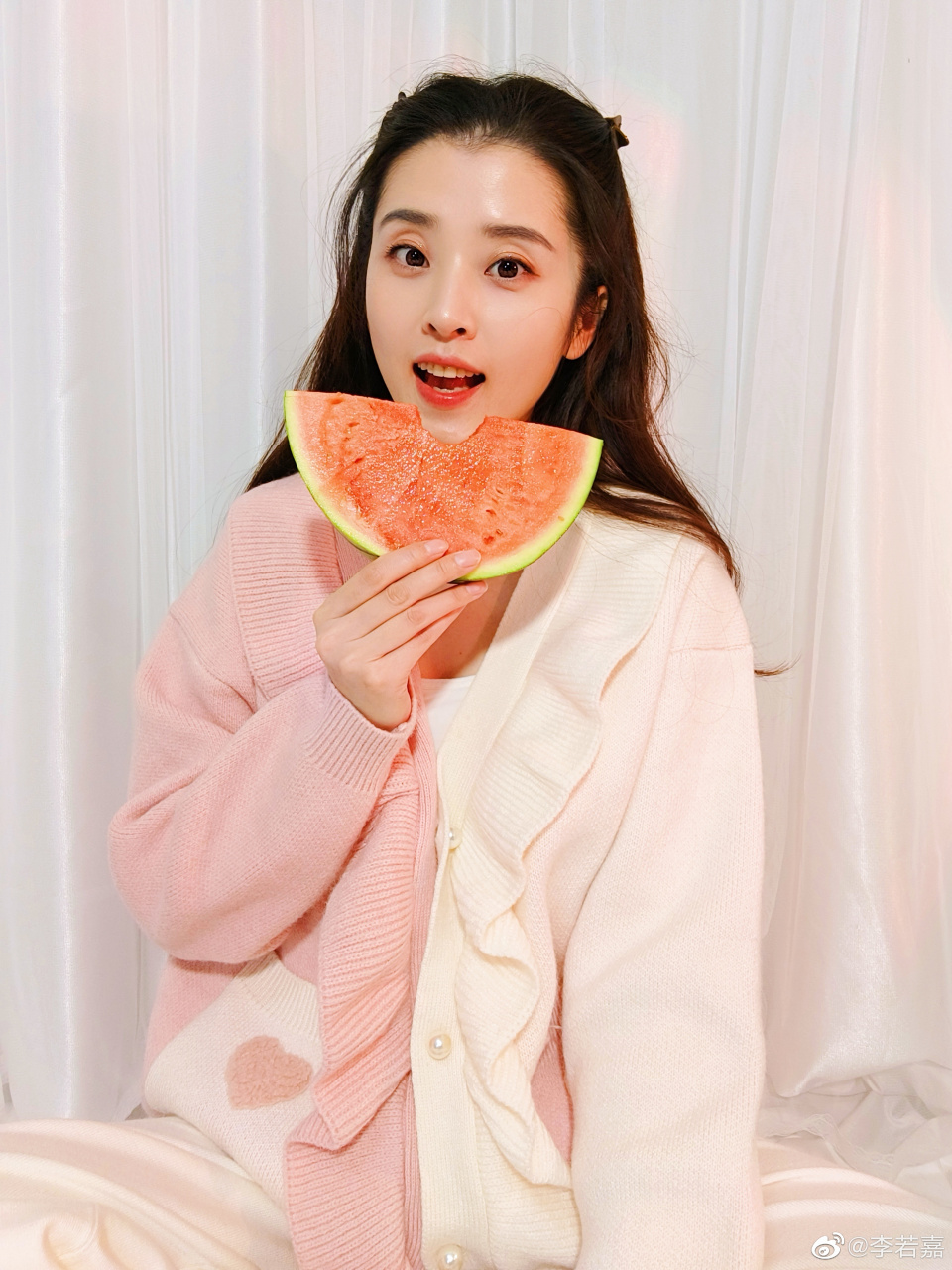 演员李若嘉,代表作《一起同过窗》《特工皇妃楚乔传》