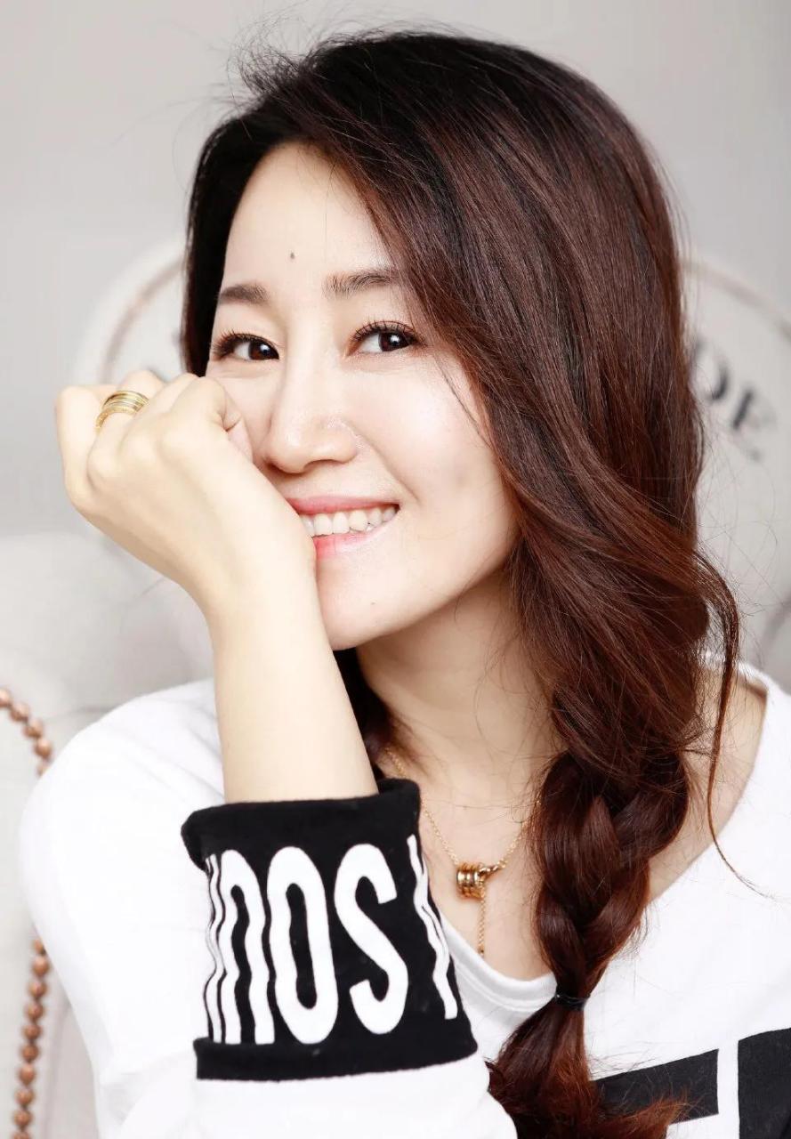 gif创作人# 著名演员郭广平与老婆,儿子一家三口早前去厦门旅游的