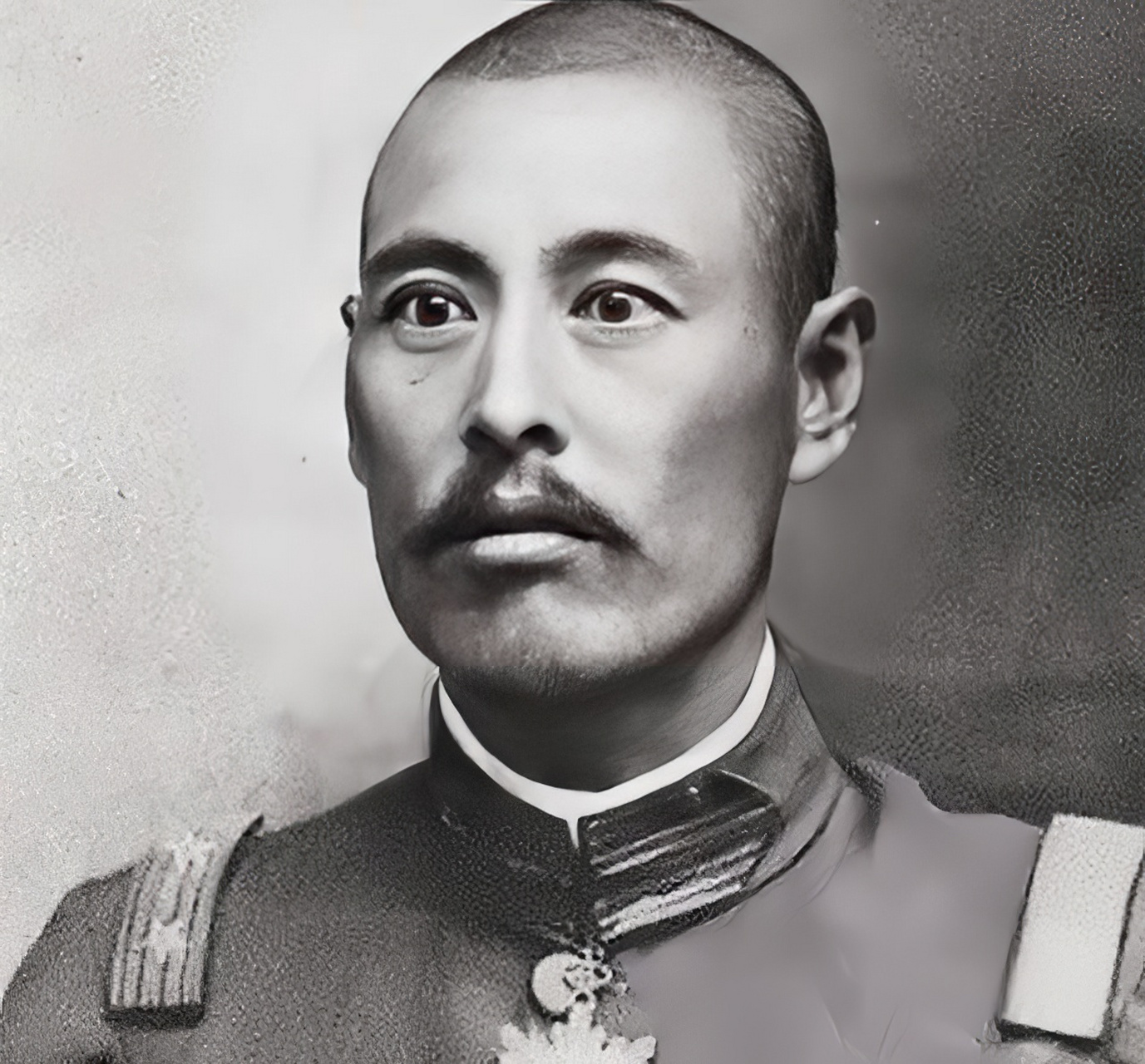 1929年1月10日,常荫槐和杨宇霆则要求张学良马上签字