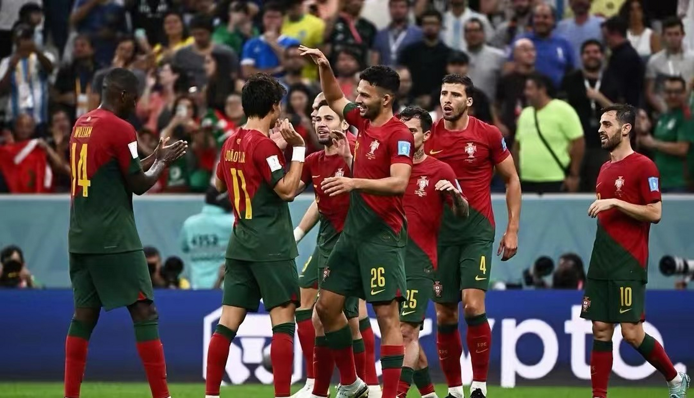 根据葡萄牙足协最新消息,左边后卫努诺-门德斯和中后卫达尼洛-佩雷拉