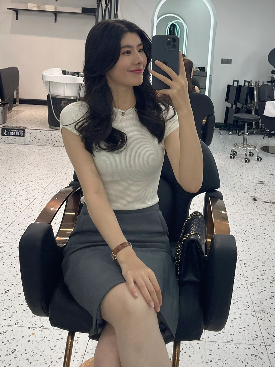 肤色跟颜值有关系吗,美黑前后对比