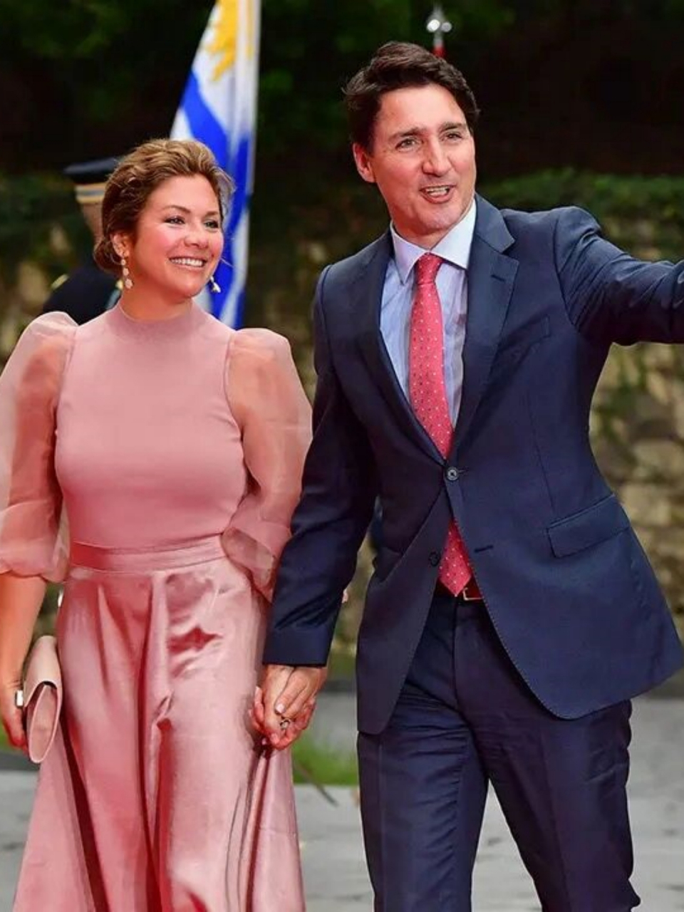 第一夫人穿搭拿大苏菲的裙装造型  今天是加拿大总理特鲁多的夫人苏菲