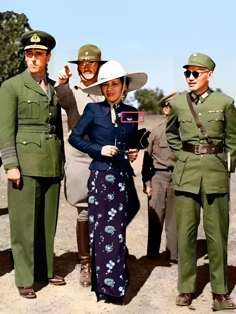 历史老照片: 1943年,埃及开罗非洲会议期间,宋美龄参加了会议.