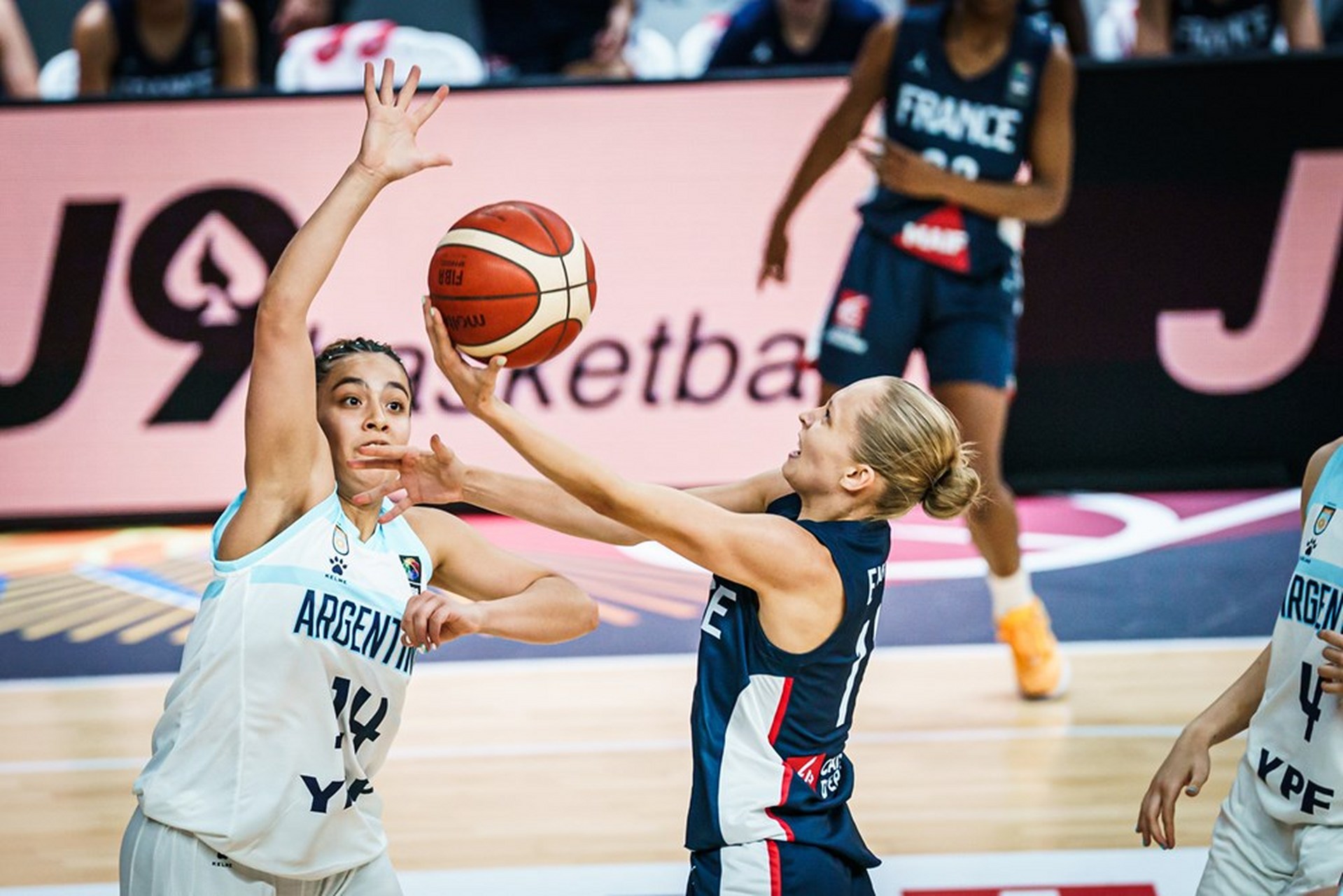 u19女篮世界杯-法国女篮54分大胜阿根廷女篮 北京时间7月16日,2023年