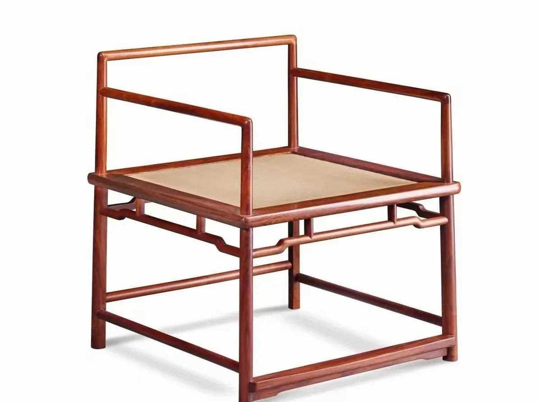 【品名】禅椅【简介】宋代家具到明代家具过渡的代表作之一,因其座