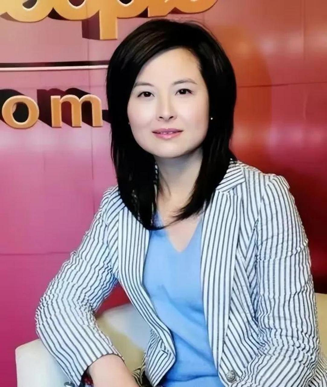 央视主持人张泉灵,10张精美的照片